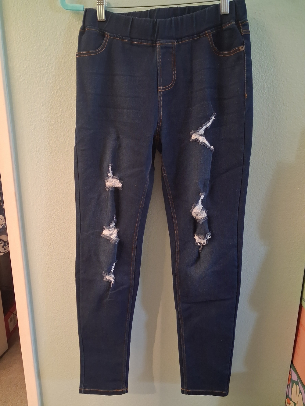 Dark Blue Distressed Women's Jeggings with Pockets | Size M